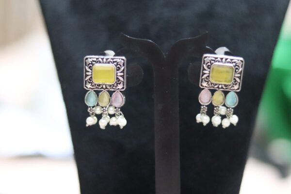 Phuljadi Oxidised Statement neckpiece set - Image 11