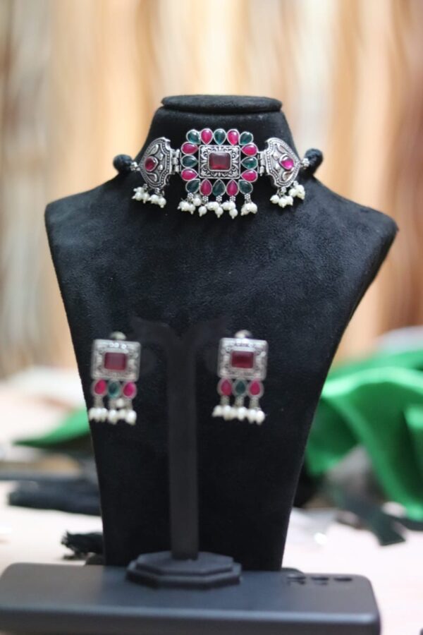 Phuljadi Oxidised Statement neckpiece set - Image 10