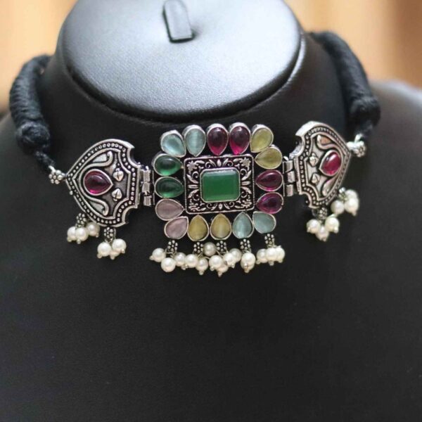 Phuljadi Oxidised Statement neckpiece set - Image 2