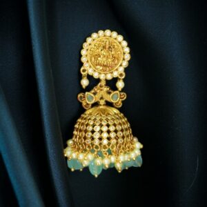 Victorian cut - Kundan Lekshmi Jhumka