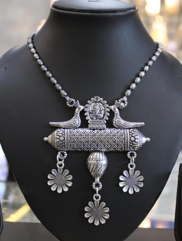 oxidized afghani long chain pendant - Image 2
