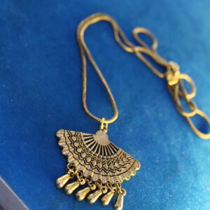 Golden long pendant