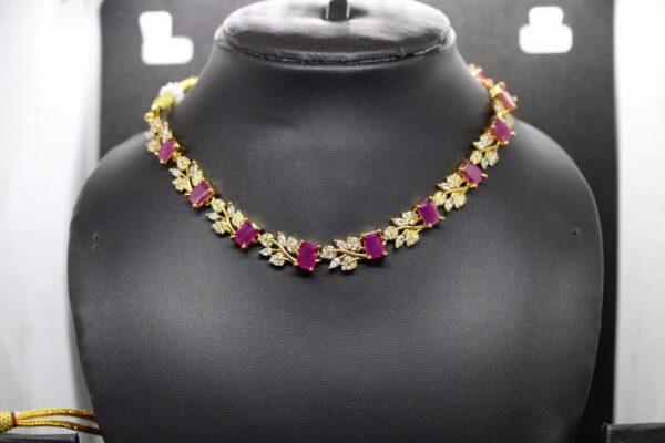 Stone studded floral design neckpiece set - Image 2