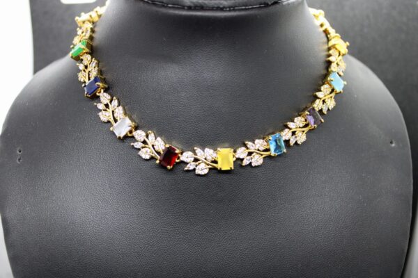 Stone studded floral design neckpiece set - Image 4